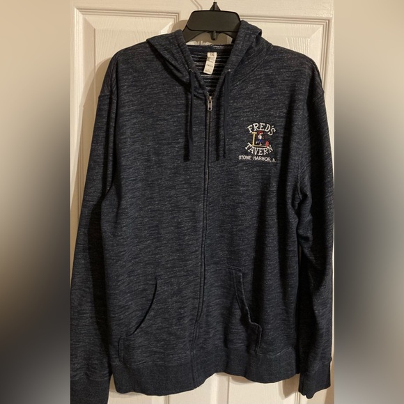 Fred’s Tavern men’s extra large hooded zip front gray sweatshirt - Picture 2 of 10